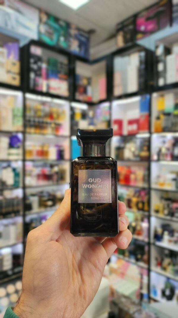 عطر تام فورد عود وود فرگرانس ورلد (عود واندر) | Fragrance World Oud Wonder - Image 2