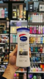 لوسیون بدن وازلین مدل ترمیم کننده پوست خشک - Vaseline - Image 2