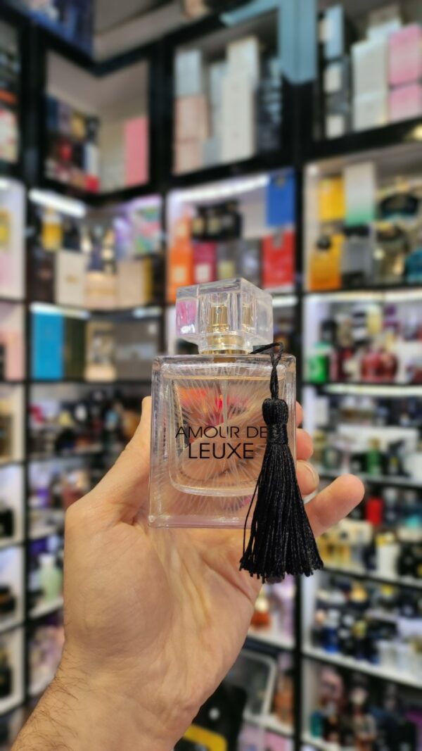 عطر لالیک لامور فرگرانس ورلد (آمور د لوکس) | Fragrance World Amoure De Leuxe - Image 2