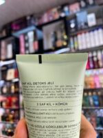 ژل شستشوی صورت لورال مدل خاک رس و زغال - LOREAL - Image 5