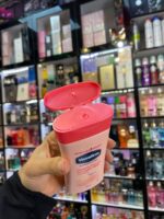 کرم مرطوب کننده وازلین مناسب برای دست و ناخن - Vaseline - Image 4