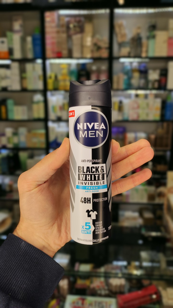 IMG_20250129_115803_501.jpg اسپری ضدتعریق مردانه نیوآ مدل NIVEA – Black & White Invisible fresh - Image 2