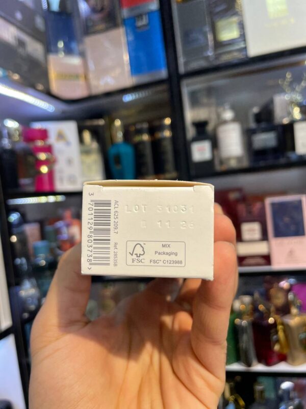 کرم ضد آفتاب بی رنگ SPF50 بایودرما مدل اسپات ایج - Bioderma - Image 7