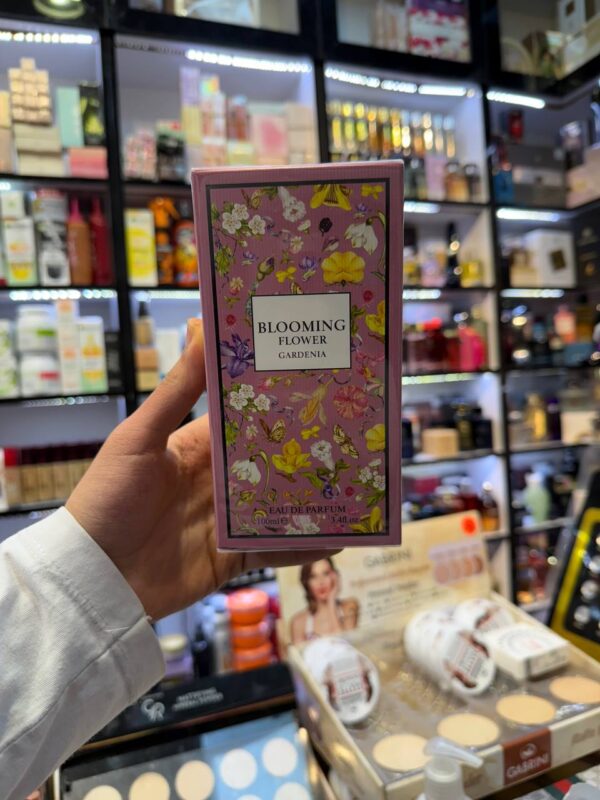 عطر گوچی فلورا گورجس گاردنیا فرگرانس ورلد (بلومینگ فلاور گاردنیا) | Fragrance World Blooming Flower Gardenia - Image 3