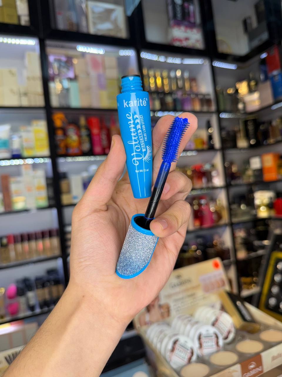 IMG_20250425_185959_714.jpg ریمل آبی حجم دهنده کاریته - karite - Image 2