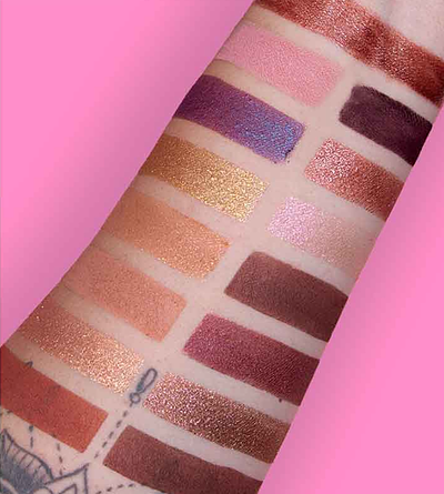 ac23f9cfc746c360f207353cb78736b4.png پالت سایه چشم 15 رنگ تکنیک مدل technic - Unconditional - Image 2