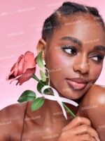 رژگونه گل رز شیگلم - SHEGLAM - Image 3