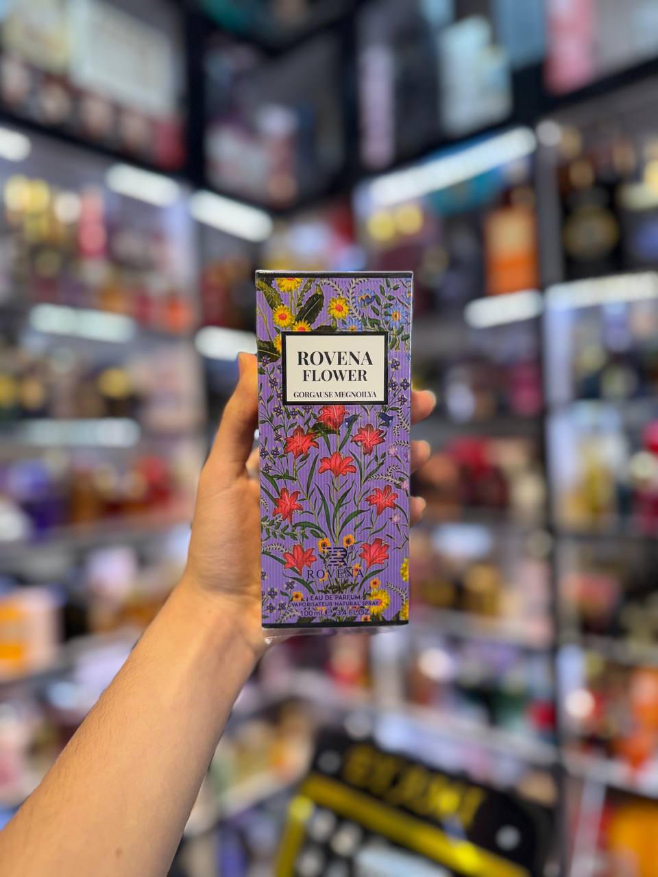 IMG_20250724_190342_863 عطر گوچی فلورا گورجس مگنولیا روونا (فلاور گرگس مگنولیا) | ROVENA FLOWER GORGAUSE MEGNOLIYA - Image 4