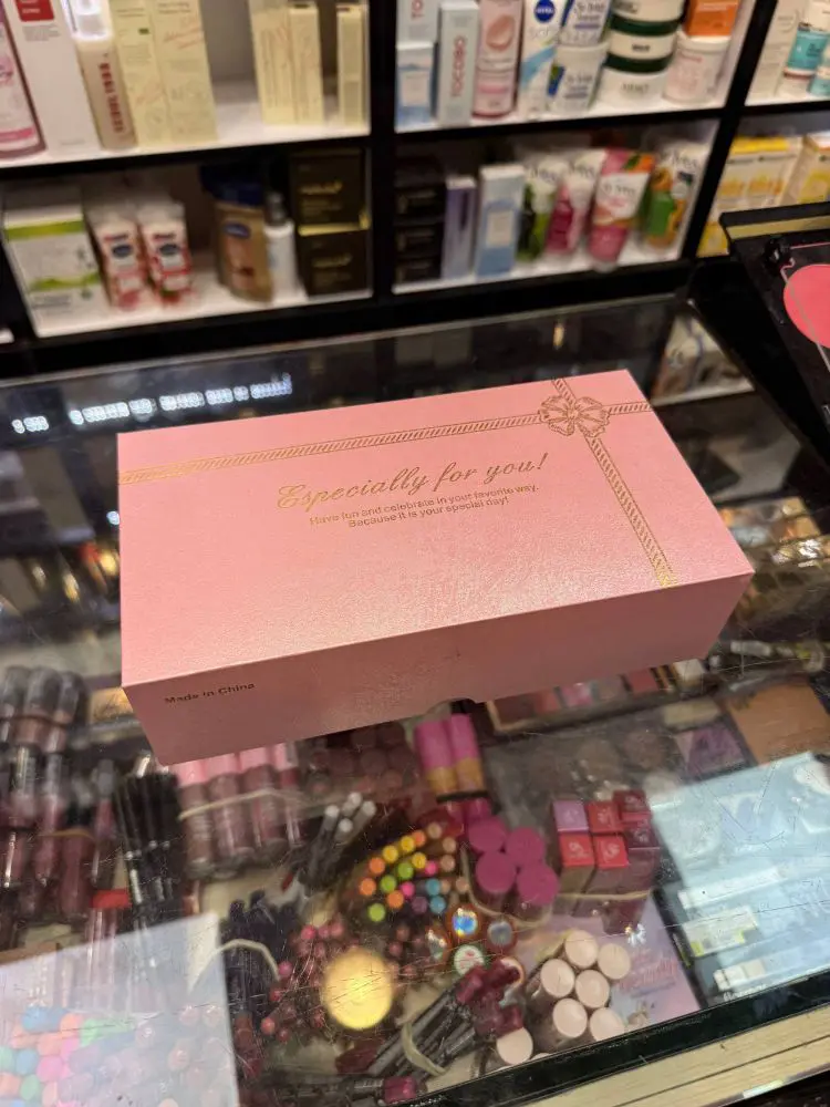 Period-pain-relief-heating-pad-1 کمربند حرارتی و ماساژور قاعدگی - Image 7