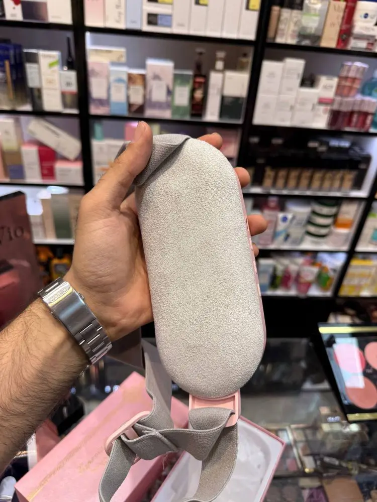 Period-pain-relief-heating-pad-5 کمربند حرارتی و ماساژور قاعدگی - Image 5