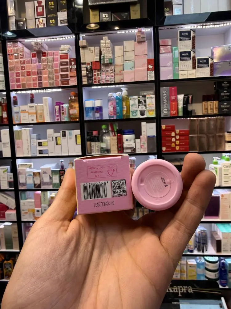 Sheglam-Dream-Foam-Cloud-Primer-4 فوم پرایمر ابری شیگلم - SHEGLAM - Image 6