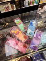 ست بلندر کانسیلر و پد آرایشی کیس لاولی - KissLovely - Image 2