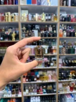 عطر مینیاتوری لویی ویتون آمبر نومد رین هارد | RainHard Louis Vuitton OMBRE NOMADE - Image 2
